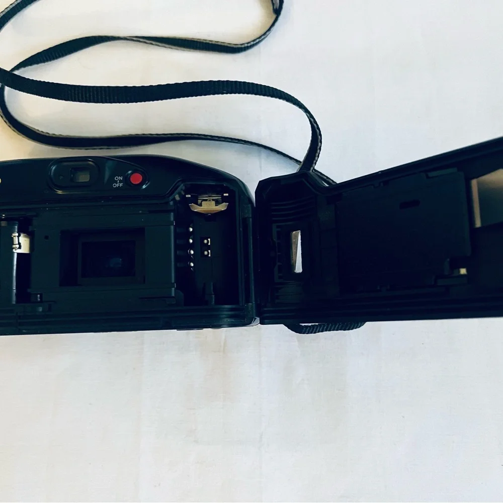 Canon Sure Shot ZOOM-S Black Camera Not Working For Parts Or Repair